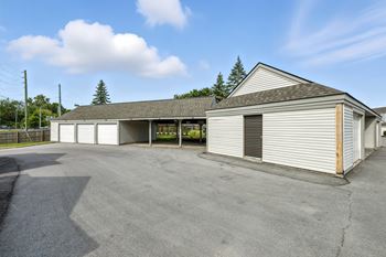 Carports & garages *